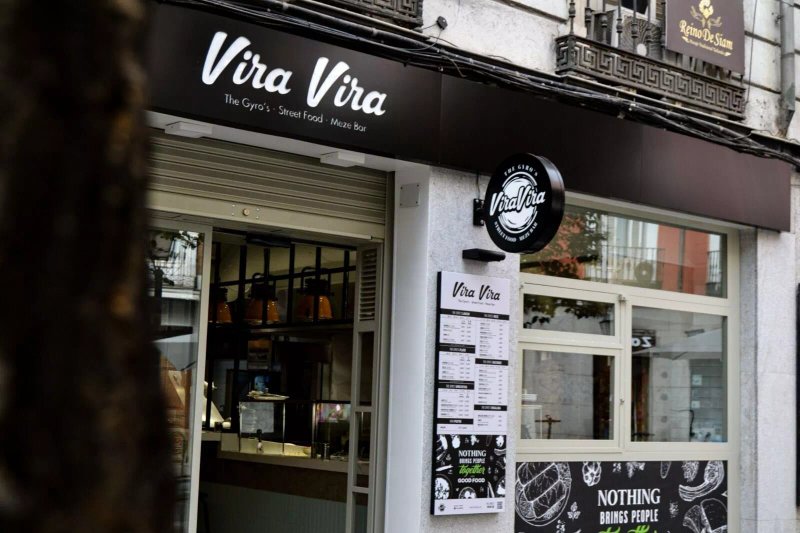 MezeBar Vira Vira The Gyro’s - Street Food