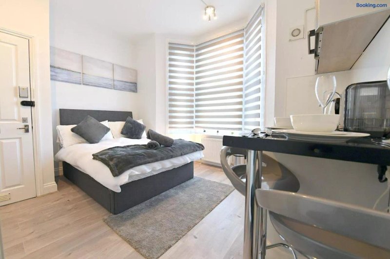 Central London Luxury Studios Fulham