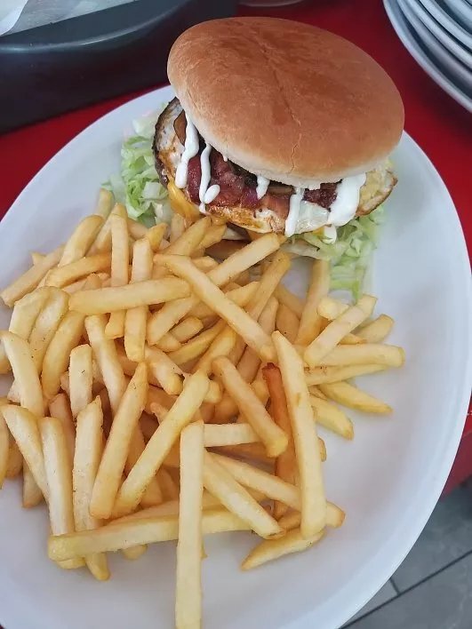 Queens Burger