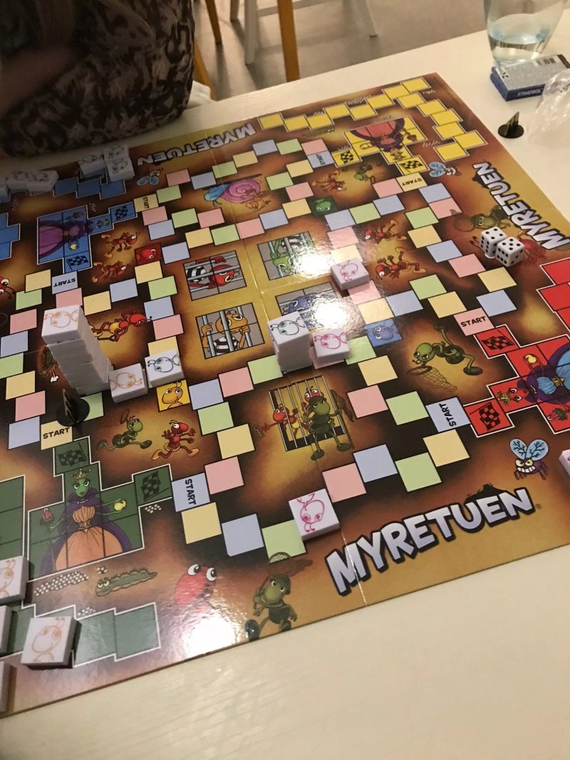 Cafe Board Games