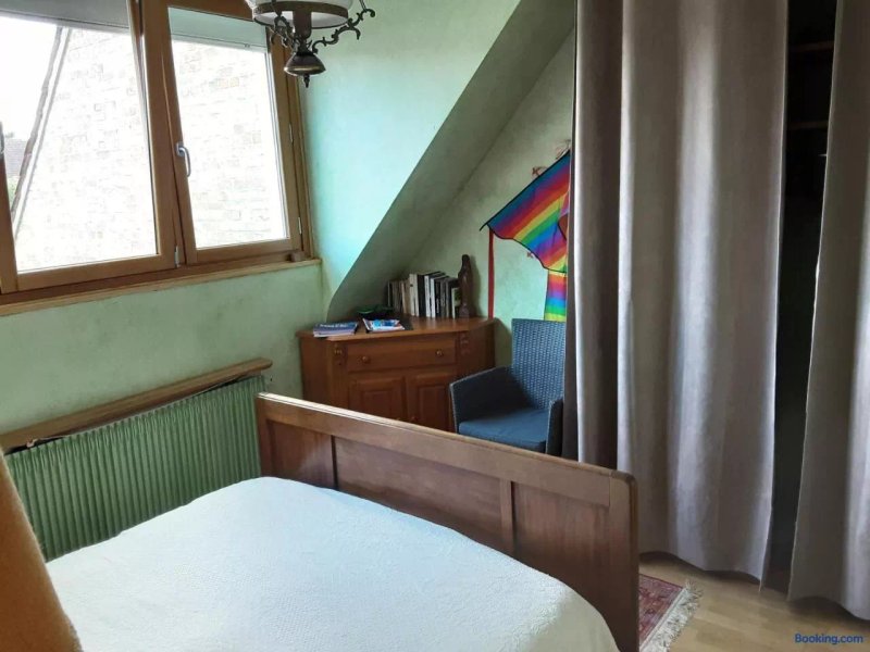B&B Acacias