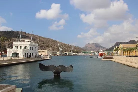 Sculpture Whale Tail