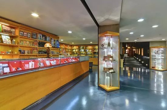 Modernista Art Shop Municipal House