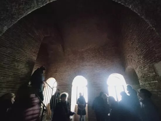 Camminamento Su Mura A Via Campania