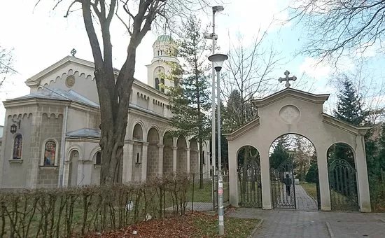 Crkva Svetog cara Konstantina i carice Jelene