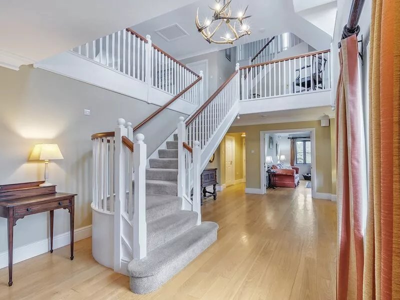 TUFFON HALL FARMHOUSE, family friendly in Sible Hedingham