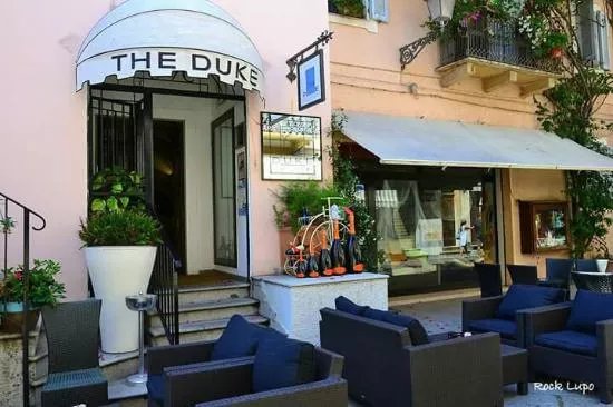 The Duke Cocktail Lounge Bar