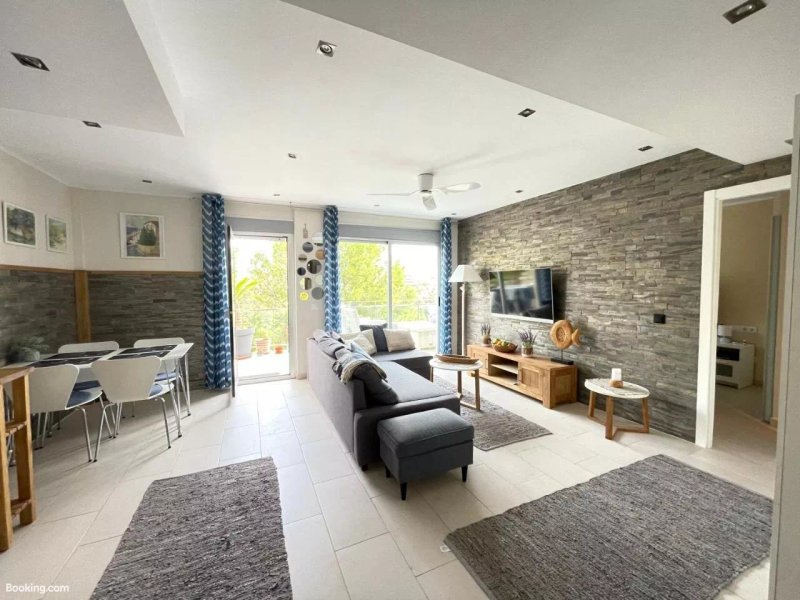 Carat Apartment
