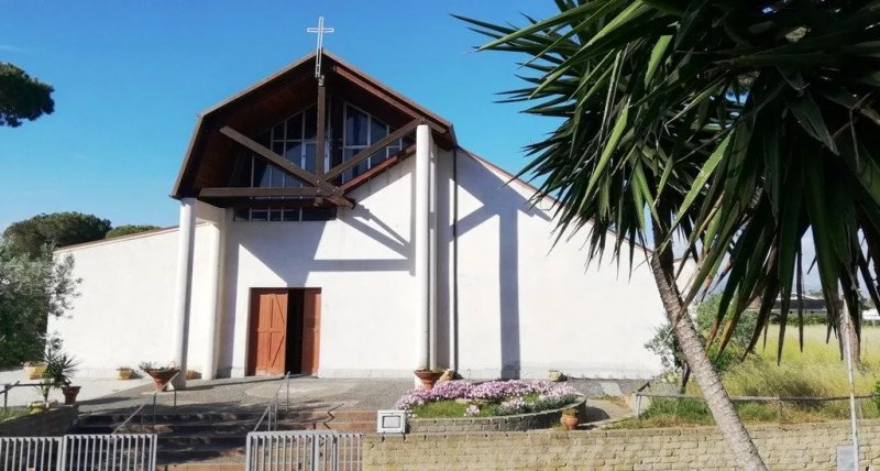 Parrocchia San Francesco Baia Domizia