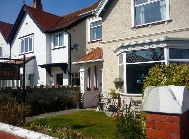 Poppies Guest House