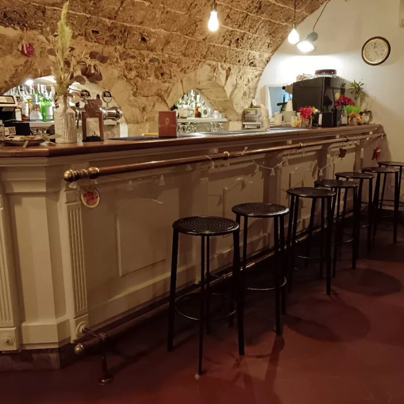La Lanterna 2.0 Pub & Restaurant
