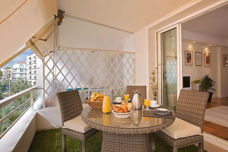 Superb designer apartment near the beaches, La Pinède in Juan Les Pins