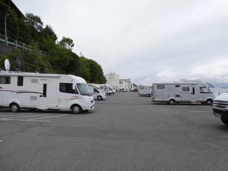 Hjelsetgarden Motorhome park