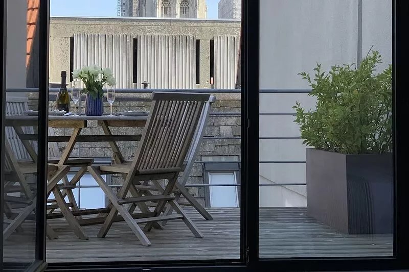 Loft with big terrace on TOP location! City center and great Cathedral view!