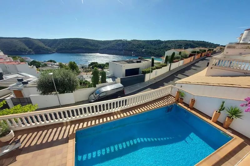 Exceptional villa overlooking one of L'Escala's most beautiful bays