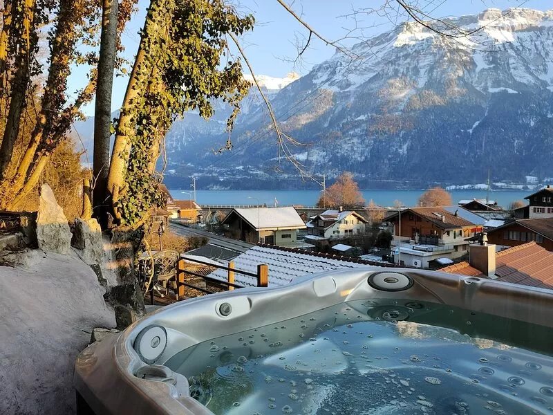 Lakeview Family Apartment. Sleeps 10, Ringgenberg-Lake Brienz, 4km to Interlaken