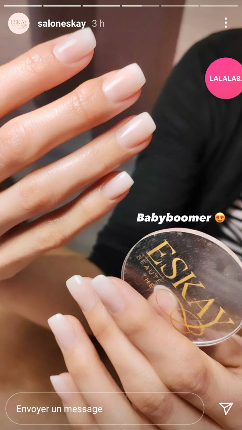Salon Eskay Tea Room