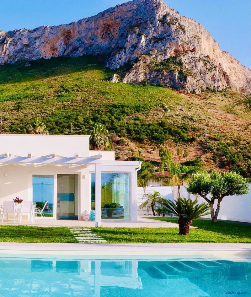 Golden Holiday Sicily