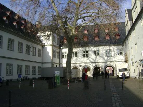 Rathaus (town hall)