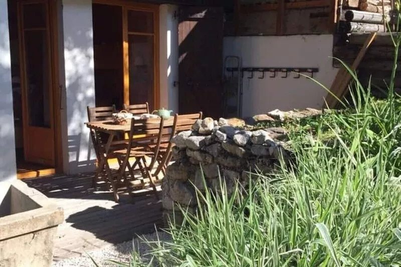 Charming, spacious apartment in renovated farmhouse, 65m2, Portes de Soleil