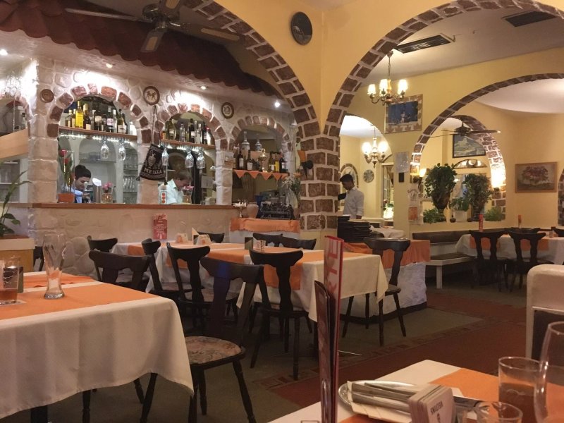 Restaurant-Agais