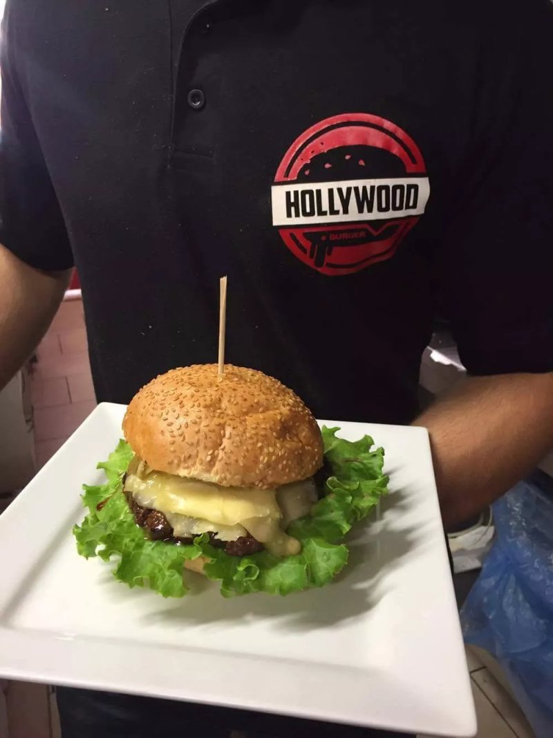 Hollywood Burger