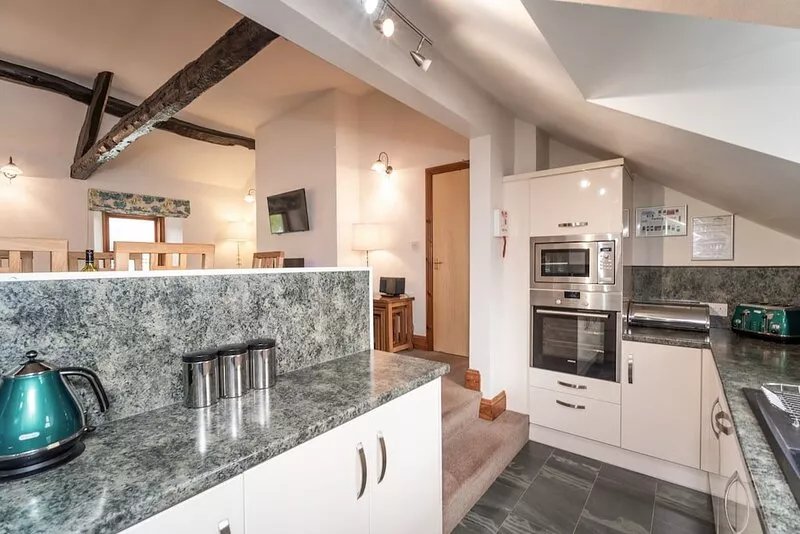 Bridge House Apartment 3 -  an apartment that sleeps 6 guests  in 3 bedrooms