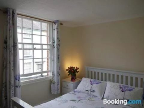 Poppies Guest House