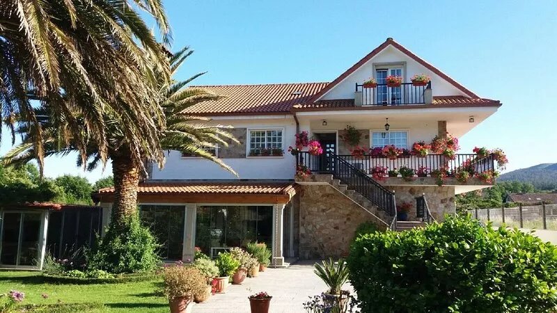 COZY HOUSING (GROUND FLOOR) NEAR SANTIAGO