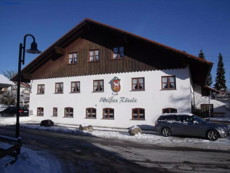 Land-Hotel Zahn's Weisses Rossle