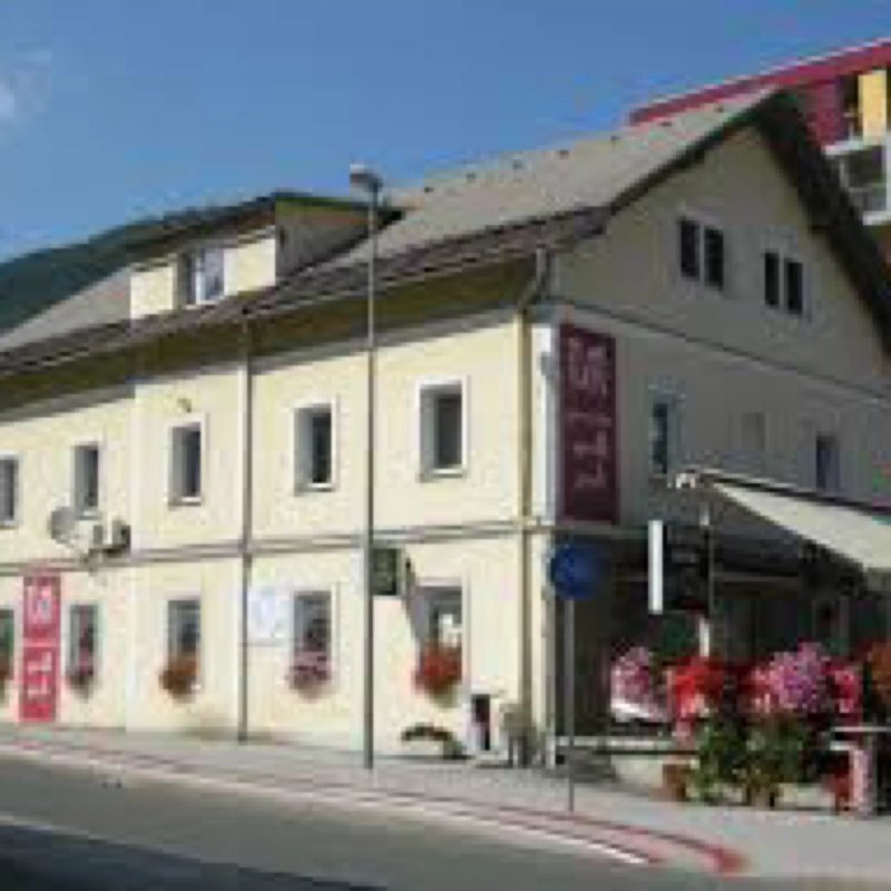 Pizzerija And Gril Rondo
