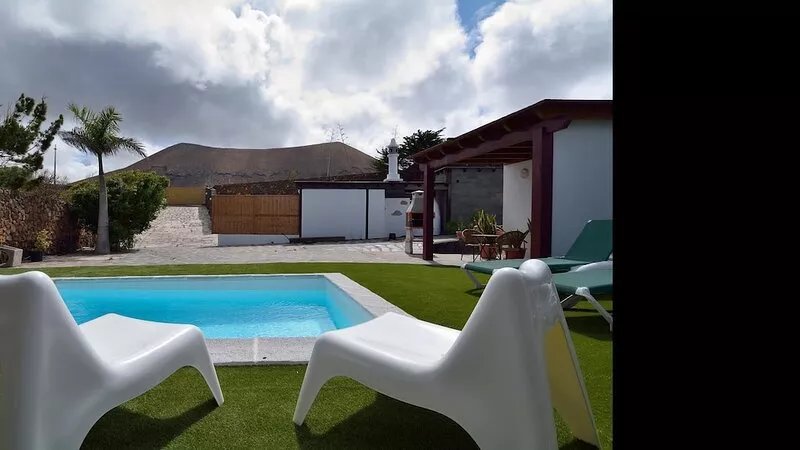 Villa Nelida Private Pool ideal for Peace Lovers By PVL