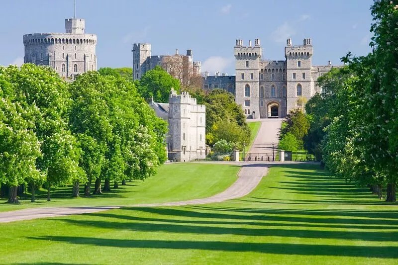 Gorgeous Country Cottage, beside Windsor Great Park & overlooking Windsor Castle
