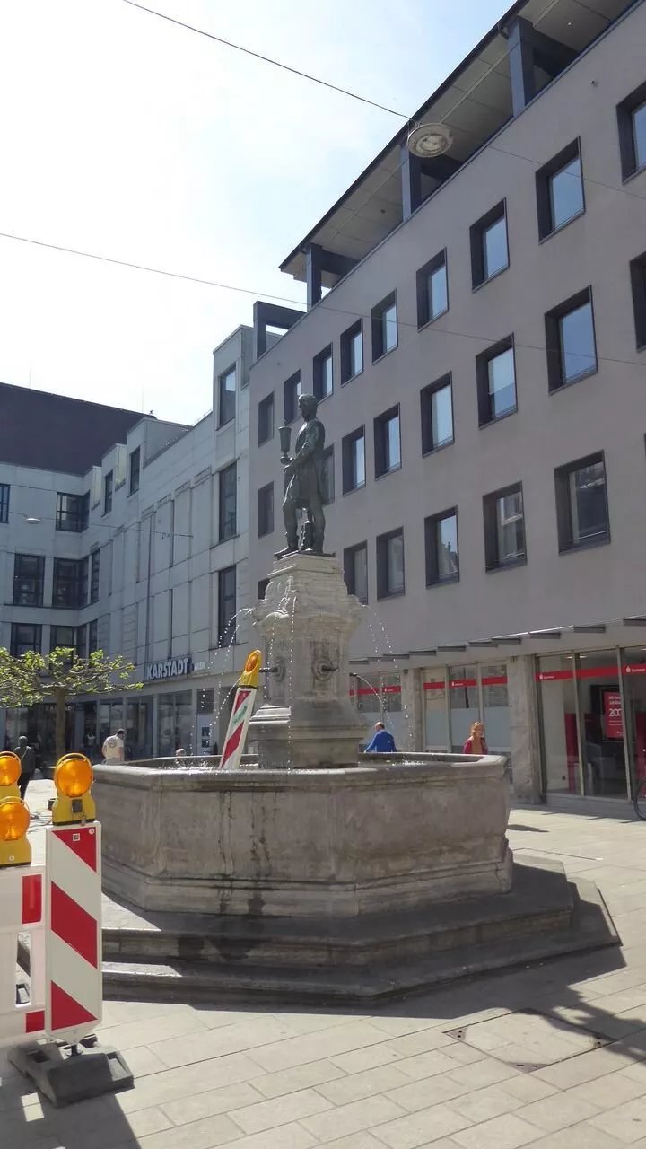 Goldschmiedebrunnen