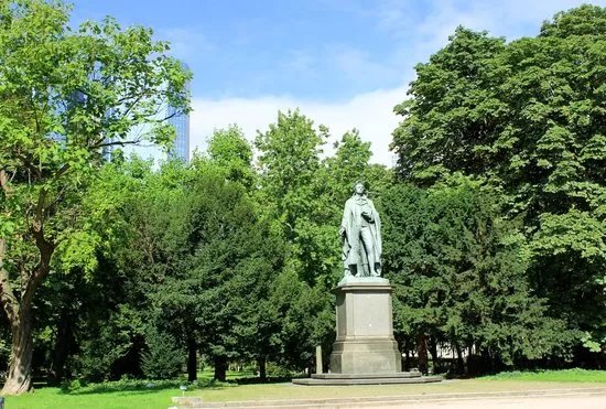 Schillerdenkmal