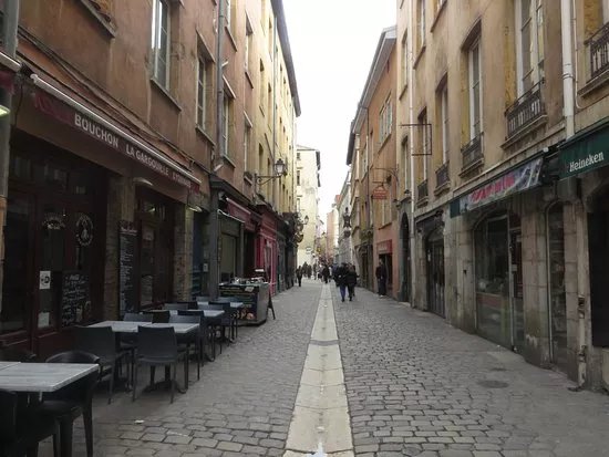 Rue Saint-Jean