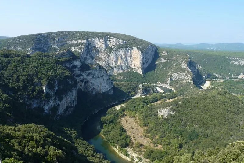 HOUSE, HEATED POOL AND SPA IN VALLON PONT D'ARC, BEAUTIFUL ENVIRONMENT