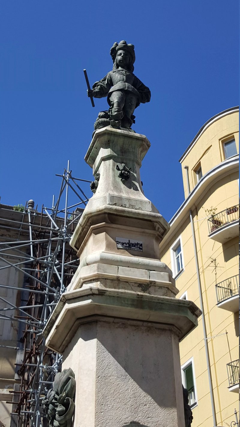 Obelisco di Carlo II d'Asburgo