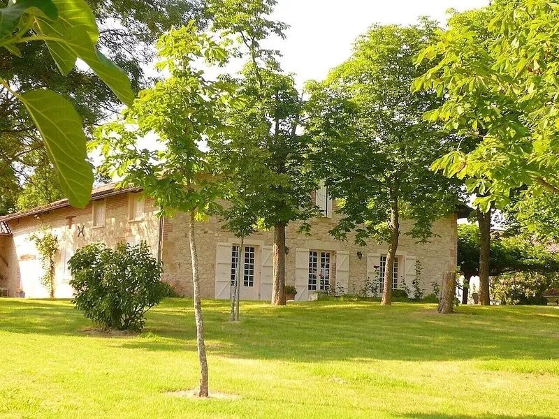 Traditional stone house in the heart of Gascony a lot of quiet character