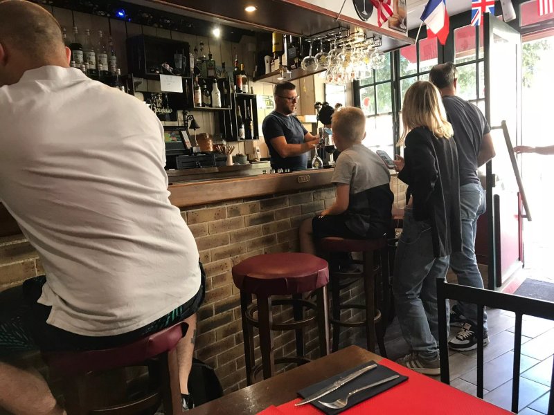 Au Normandie Bar