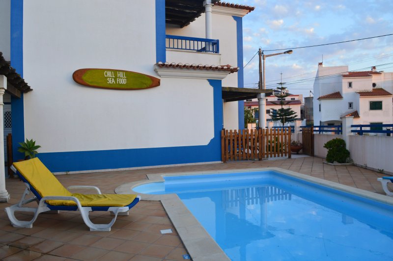 Ericeira Chill Hill Hostel & Private Rooms-Sea Food