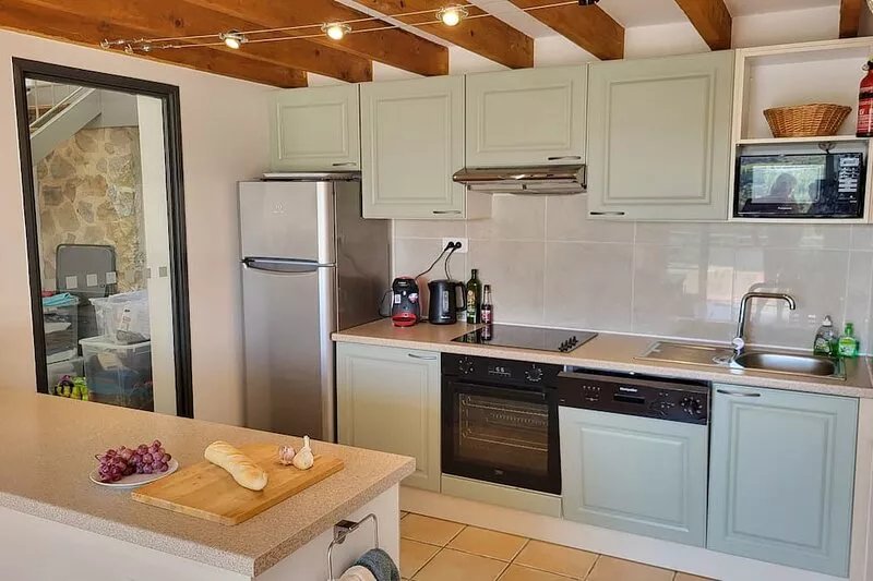 Superb villa for 4 with secluded terrace, private pool and magnificent views.