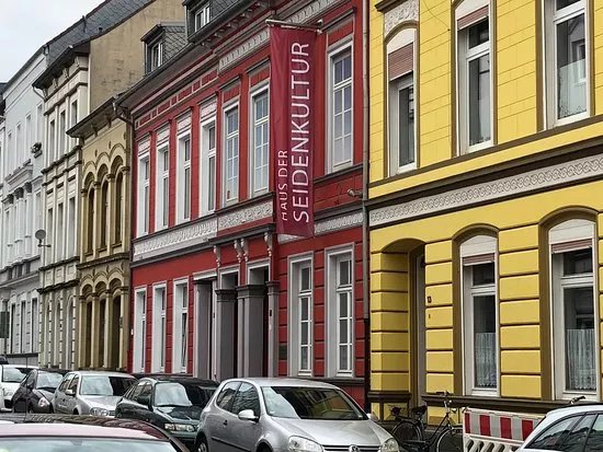 Haus der Seidenkultur