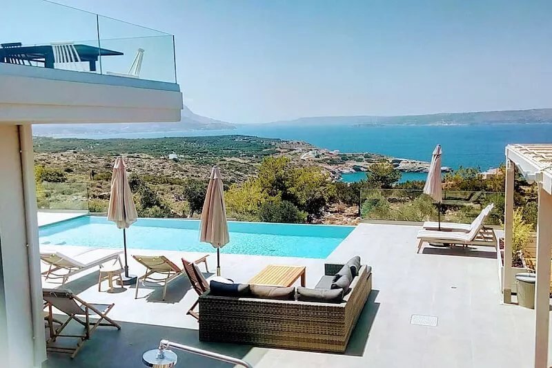 NiMaR Villas, Brand New 2018 sleeps 10, stylish,  stunning views infinity pool