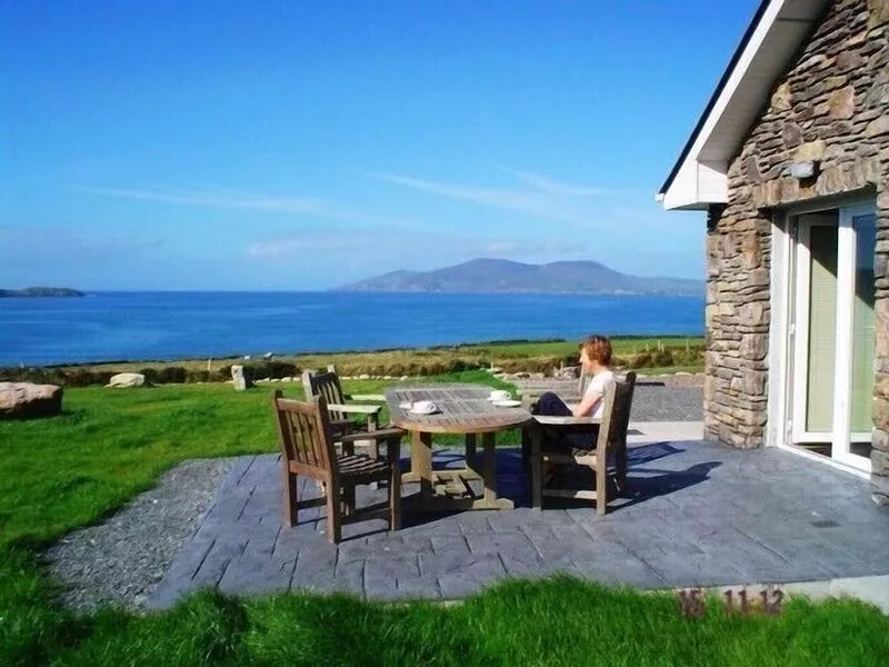 Luxury Bungalow Waterville Kerry near Sea, Beach and Mountain views