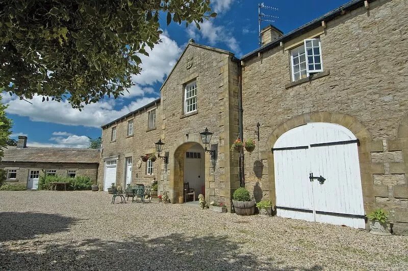 2 bedroom accommodation in West Burton, near Leyburn