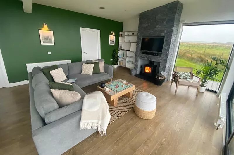 Lodge 11 - 3 Bed Sea-View  -  a john o'groat that sleeps 6 guests  in 3 bedrooms