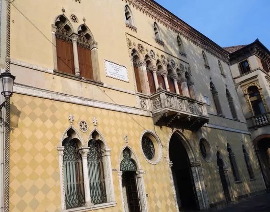 Palazzo Romanin Jacur