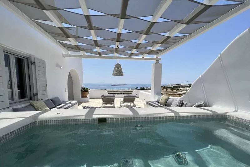 Villa LIMANI. New Golden Beach, panorama sea view, Superior-Jacuzzi!