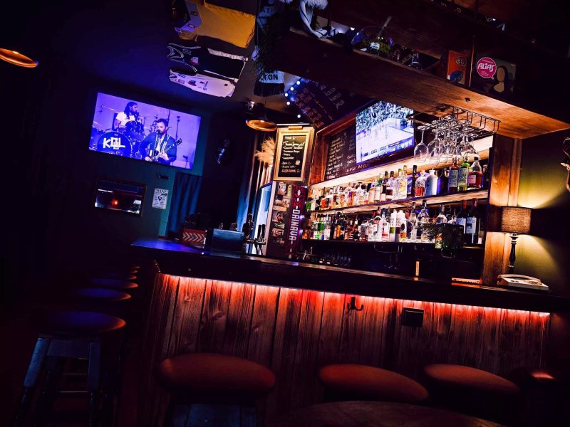 Kisene Pub